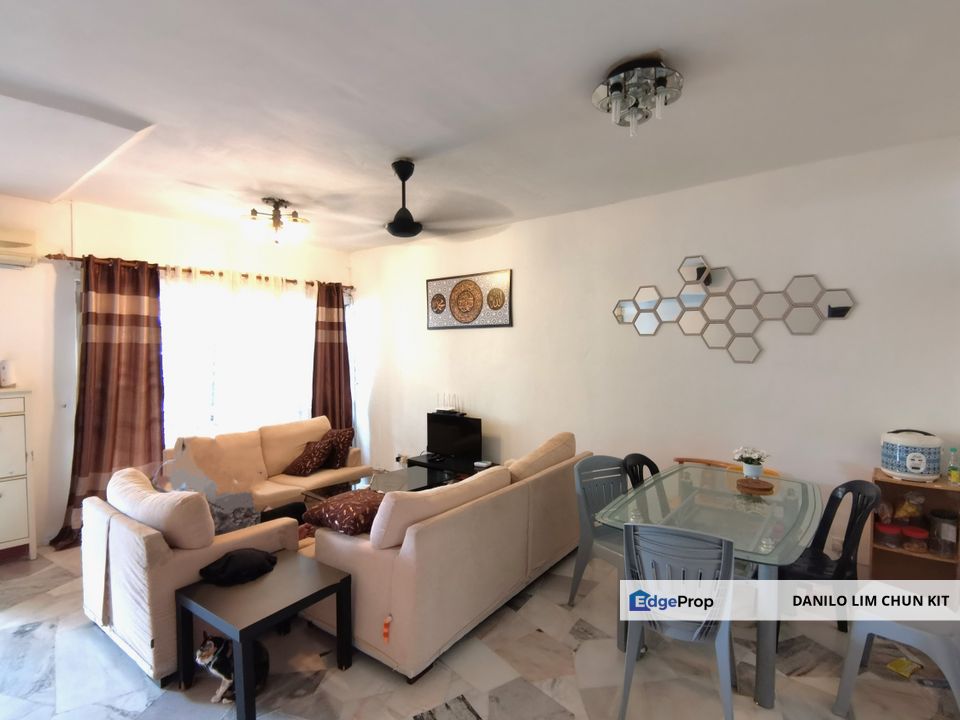 2 Sty Terrace, 18x60, 8/10 Condition, Renovated, Southeast, Rm30k Below Market Price, Kuala Lumpur, Cheras