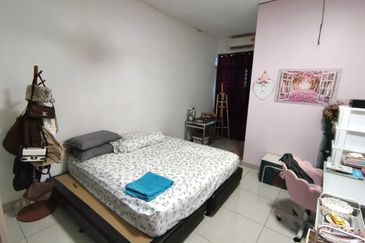 D'Premier @ Bandar Damai Perdana