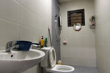 D'Premier @ Bandar Damai Perdana