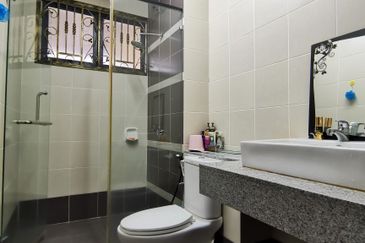 D'Premier @ Bandar Damai Perdana