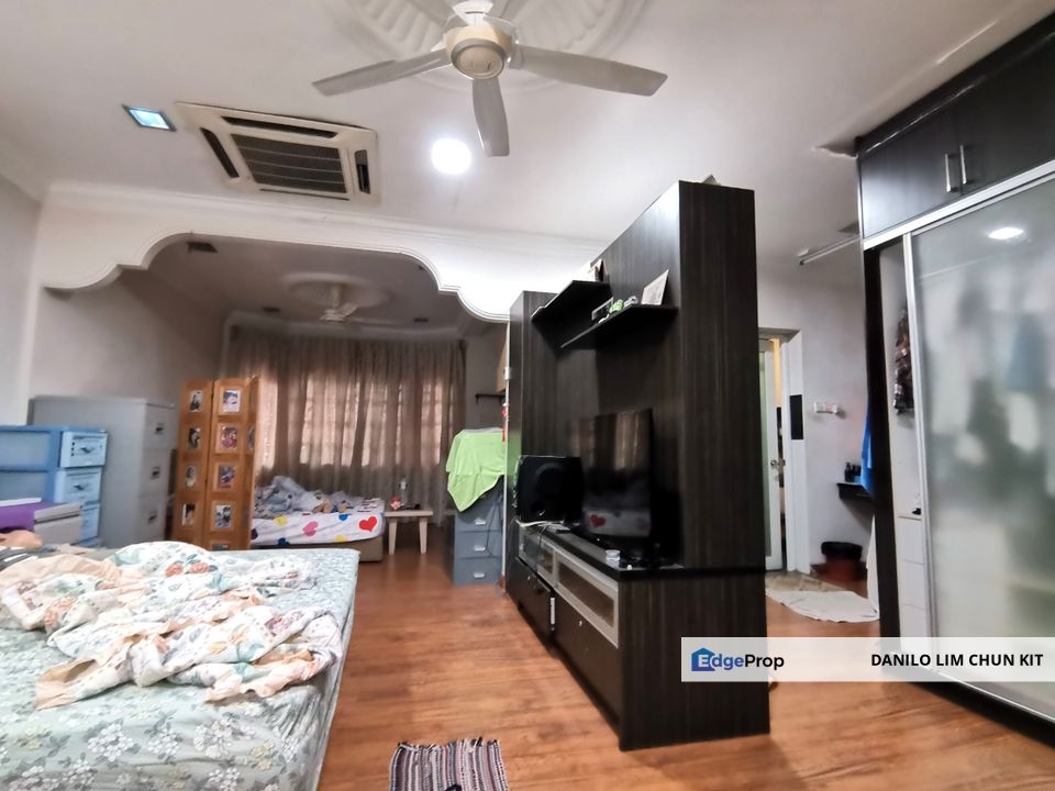 2 Sty Terrace, 22x75, Facing Open, Many Parking Space, Fully Extended, Very Spacey, Kuala Lumpur, Cheras