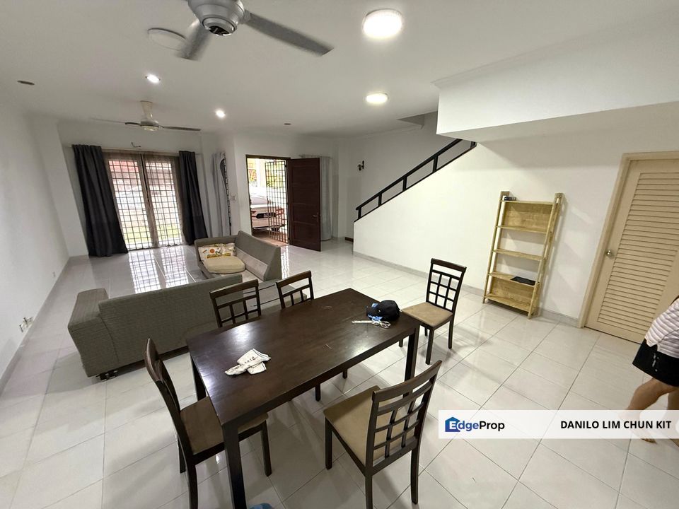 2 Sty Terrace, 22x75, 9/10 Good Condition, No Leaking, Gated Guarded Area, Kuala Lumpur, Cheras