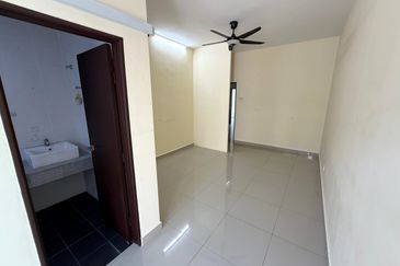 D'Premier @ Bandar Damai Perdana