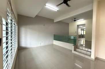 D'Premier @ Bandar Damai Perdana