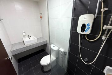 D'Premier @ Bandar Damai Perdana