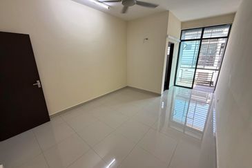 D'Premier @ Bandar Damai Perdana