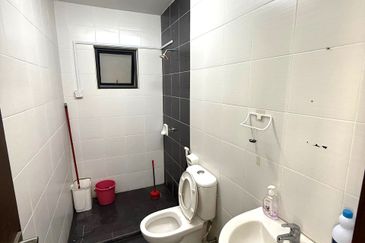 D'Premier @ Bandar Damai Perdana