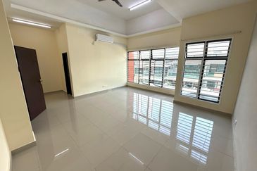 D'Premier @ Bandar Damai Perdana