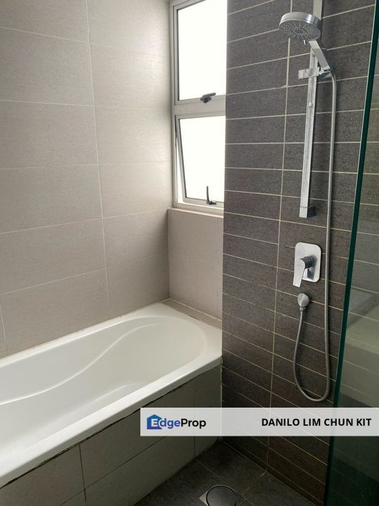 Corner, Largest Size, Pocket Garden, 4 Carparks, Rm80k Below Market Price, Selangor, Cheras