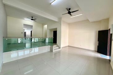 D'Premier @ Bandar Damai Perdana