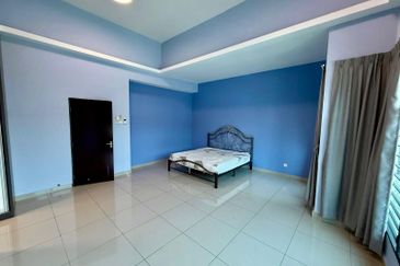 D'Premier @ Bandar Damai Perdana