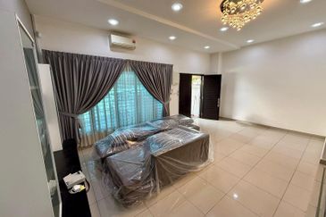 D'Premier @ Bandar Damai Perdana