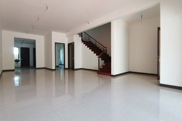 Tiara Hills, Taman Taynton View