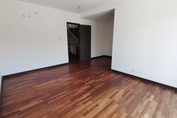 Tiara Hills, Taman Taynton View