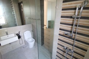 Tiara Hills, Taman Taynton View