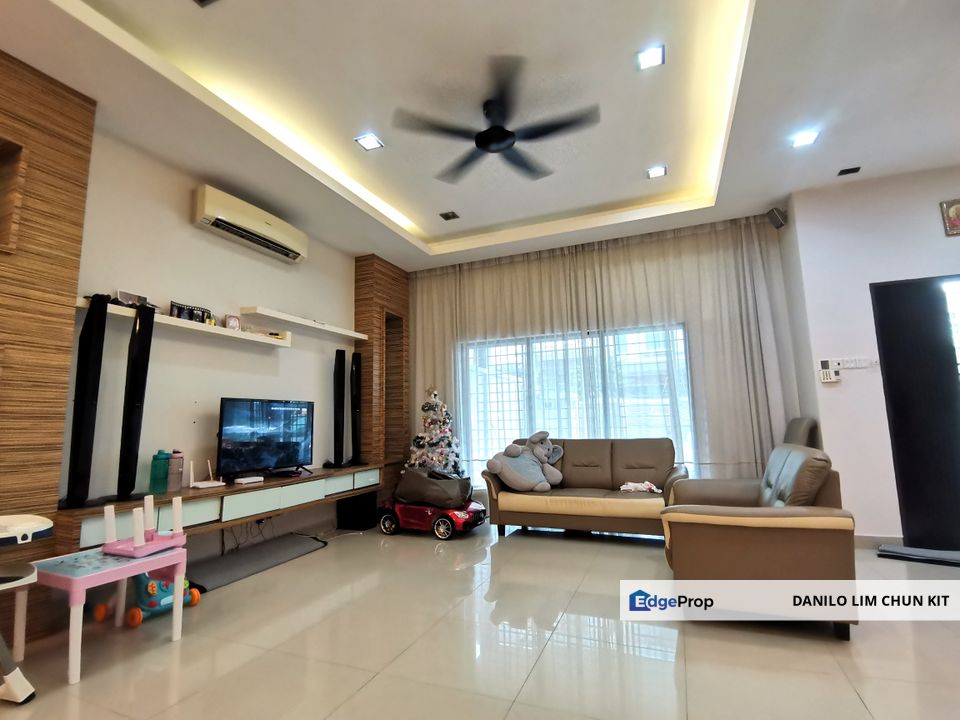 3 Sty Terrace, 22x75, No Split Level, 9.5/10 Condition, Fully Renovated, Rare Unit, Selangor, Batu 9th Cheras