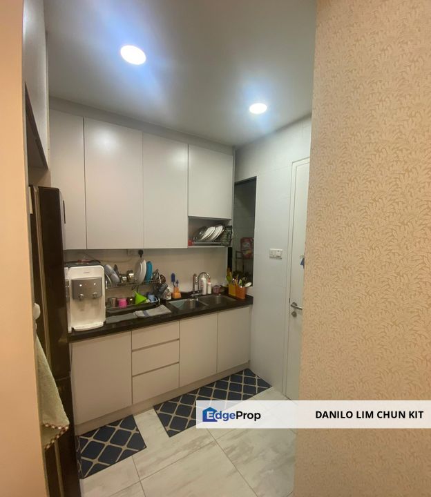 Full Reno, Modern ID, 3 Carparks, 9.5/10 Condition, Selangor, Seri Kembangan