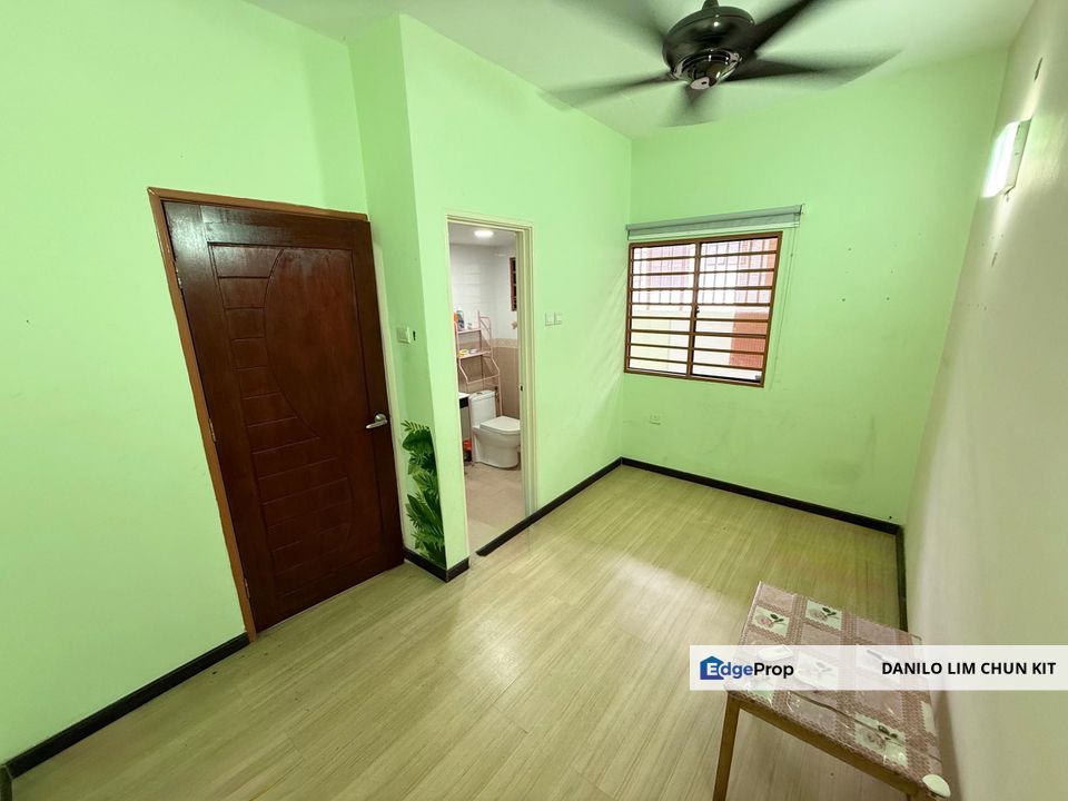 2 Sty Terrace, 20x60, Full Reno, Gated Area, Flat Level, 9/10 Condition, Kuala Lumpur, Cheras