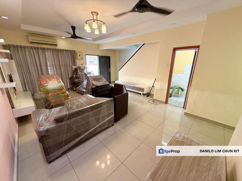 2 Sty Terrace, 20x60, Full Reno, Gated Area, Flat Level, 9/10 Condition, Kuala Lumpur, Cheras