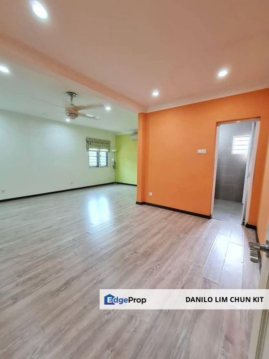 2 Sty Corner Lot, 3100sf Land, Big Side Land, Renovated, Good Condition, Kuala Lumpur, Cheras