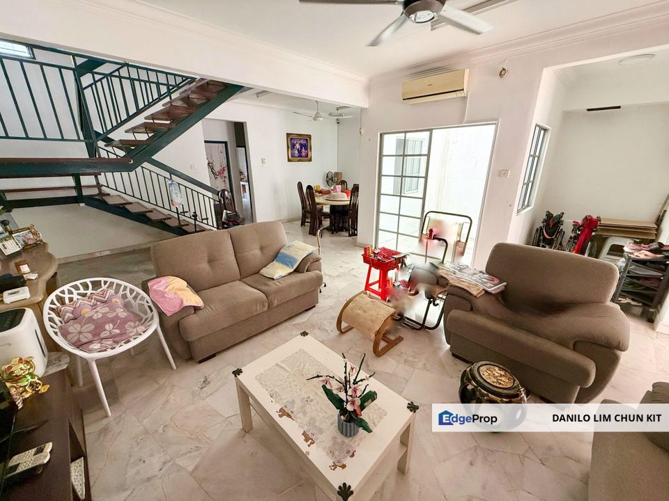 2 Sty Terrace, 24x75, Gated Guarded, Well Maintained, Below Market Price, Kuala Lumpur, Cheras