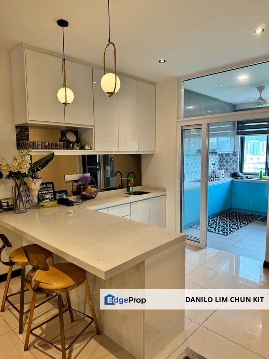 2.5 Sty Terrace, 22x88, Fully Renovated, 9/10 Tip Top Condition, Kuala Lumpur, Cheras
