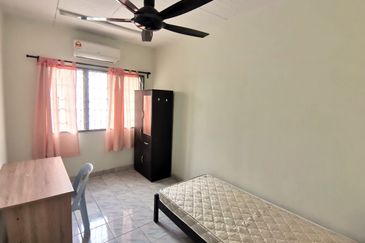 Taman Connaught (Sri Cendekia)