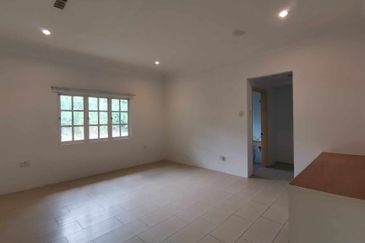 COLLEGE HEIGHTS GARDEN RESORT (PAJAM)