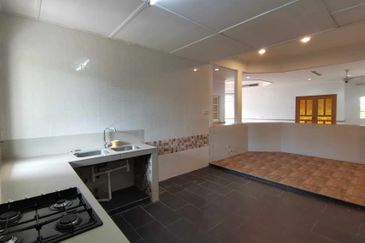 College Heights Garden Resort