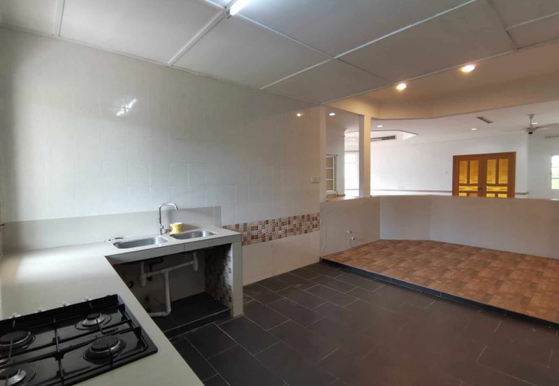 College Heights Garden Resort