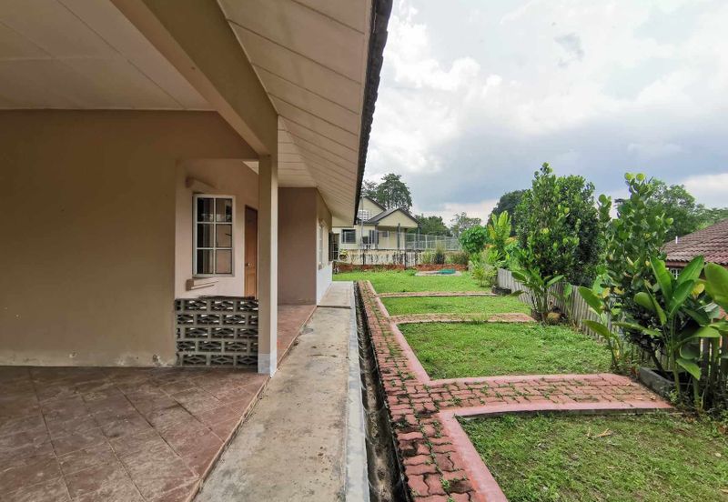 College Heights Garden Resort