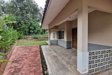 College Heights Garden Resort