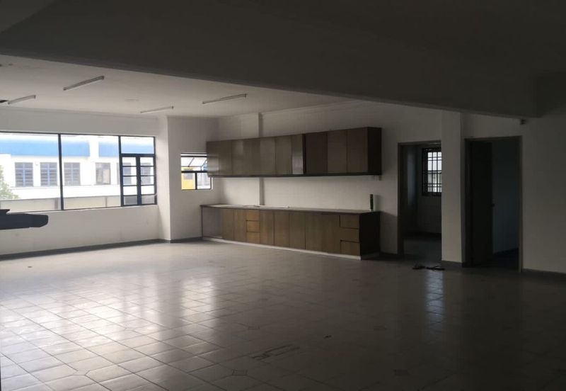 Tampoi Dewani Majidee