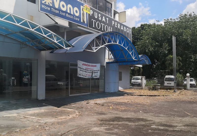 Tampoi Dewani Majidee