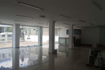 Tampoi Dewani Majidee