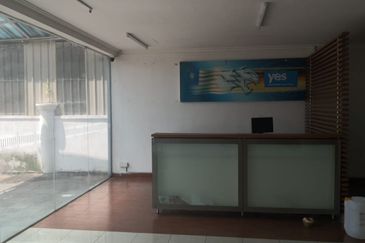 Tampoi Dewani Majidee