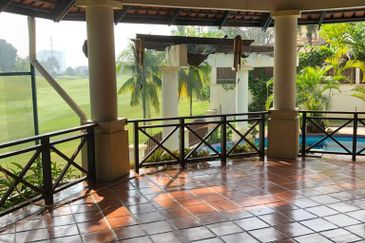 Tropicana Golf & Country Resort