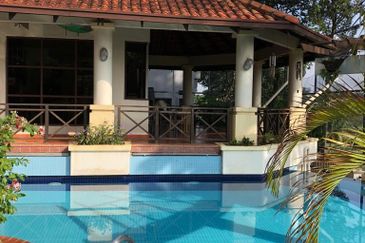 Tropicana Golf & Country Resort