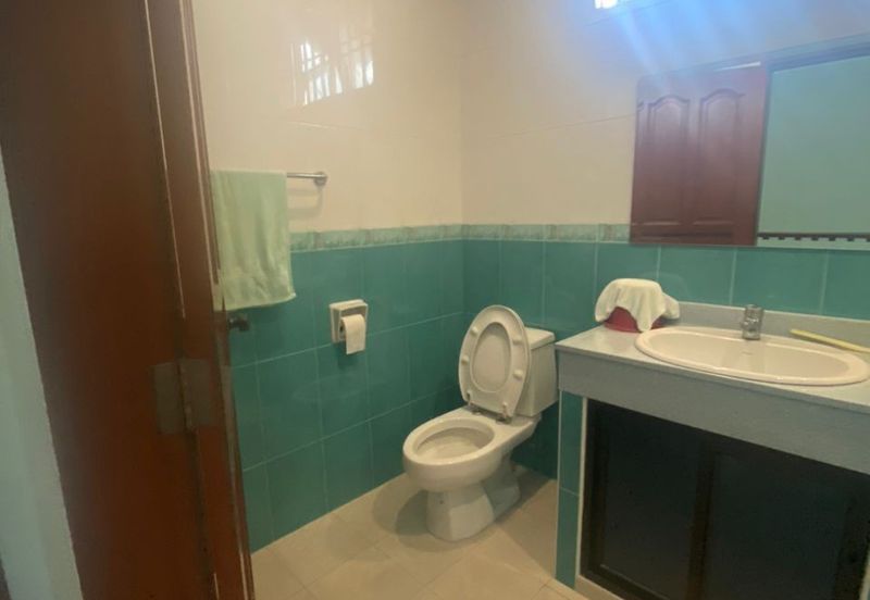 Taman Pelangi Jalan Serampang Corner