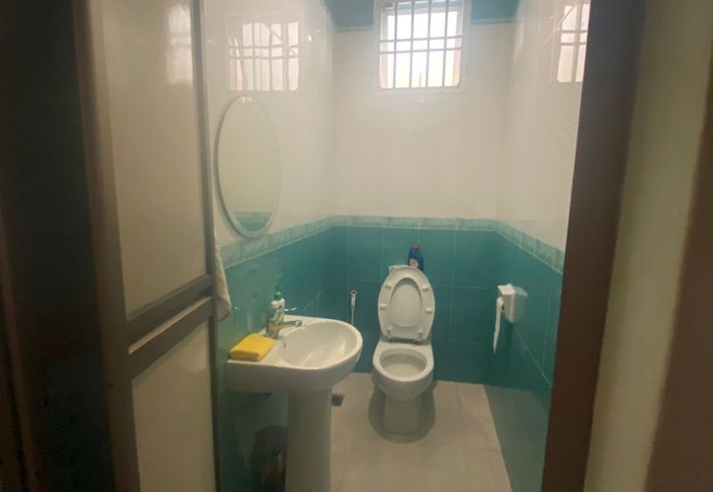 Taman Pelangi Jalan Serampang Corner