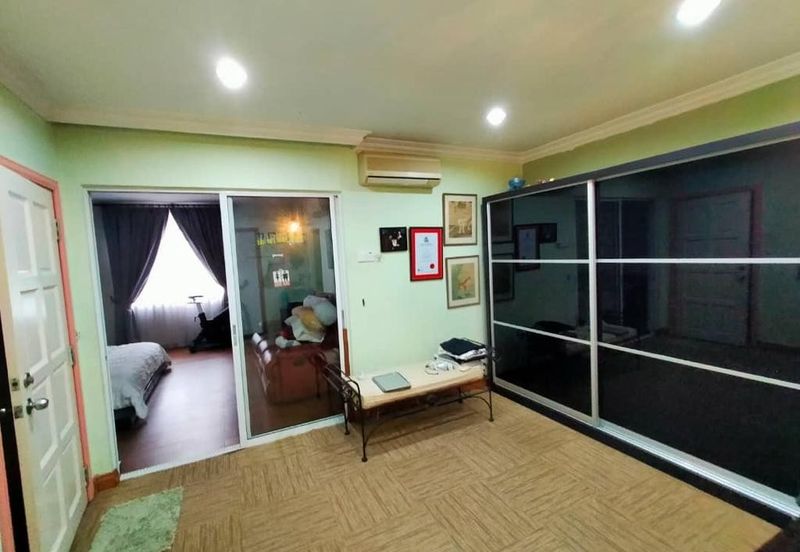 KGSAAS Golf Club, Seksyen 13