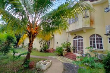 KGSAAS Golf Club, Seksyen 13