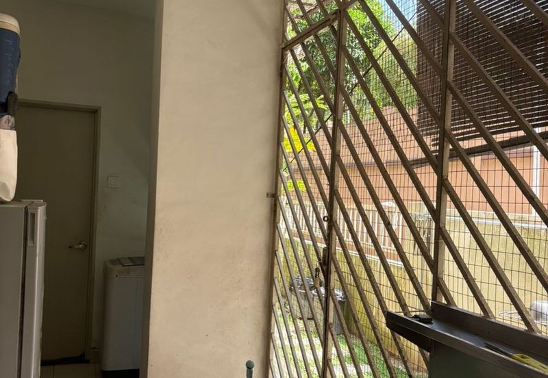 USJ heights 2.5 storey corner house freehold