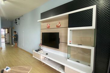 Prima Regency (Savoy Court)