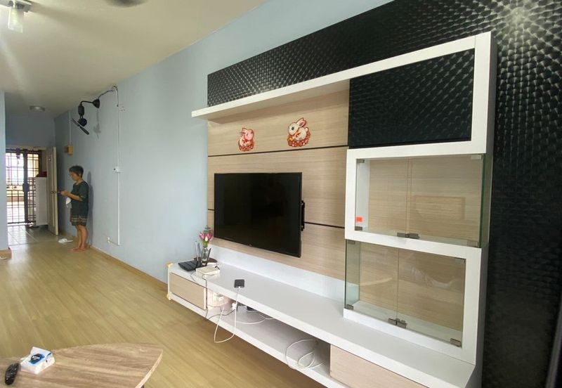 Prima Regency (Savoy Court)