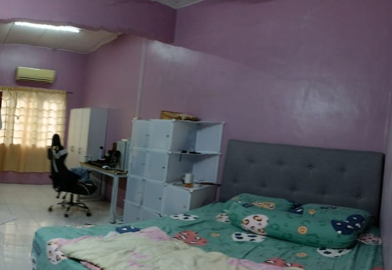 House for Sale, Jalan Jelai, Pandamaran, Klang 