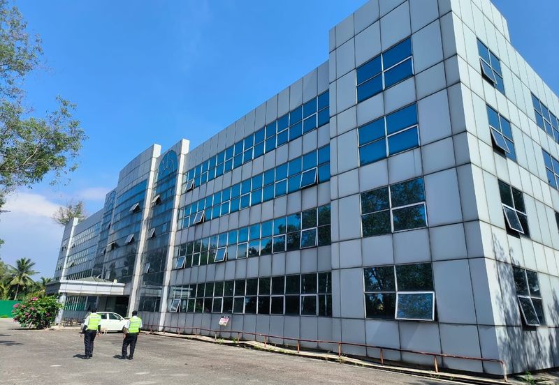 4 storey Detached Building(Warehouse) Located at Jalan Gerudi, Off Jalan Pelabuhan Klang Utara