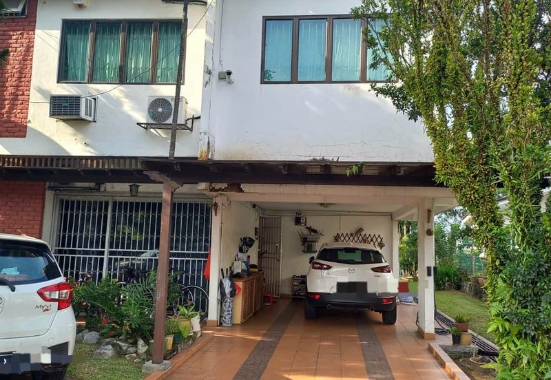 For Sale 2 Storey Semi-D at PJ SS4A