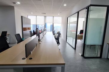 Menara EcoWorld (The Stride Strata Office @ BBCC)