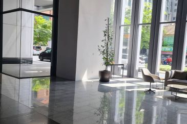 Menara EcoWorld (The Stride Strata Office @ BBCC)